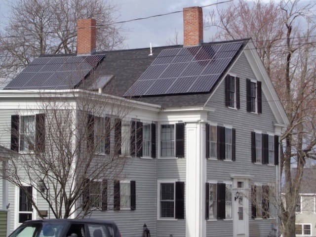 Walnut Street Solar Installation Photo